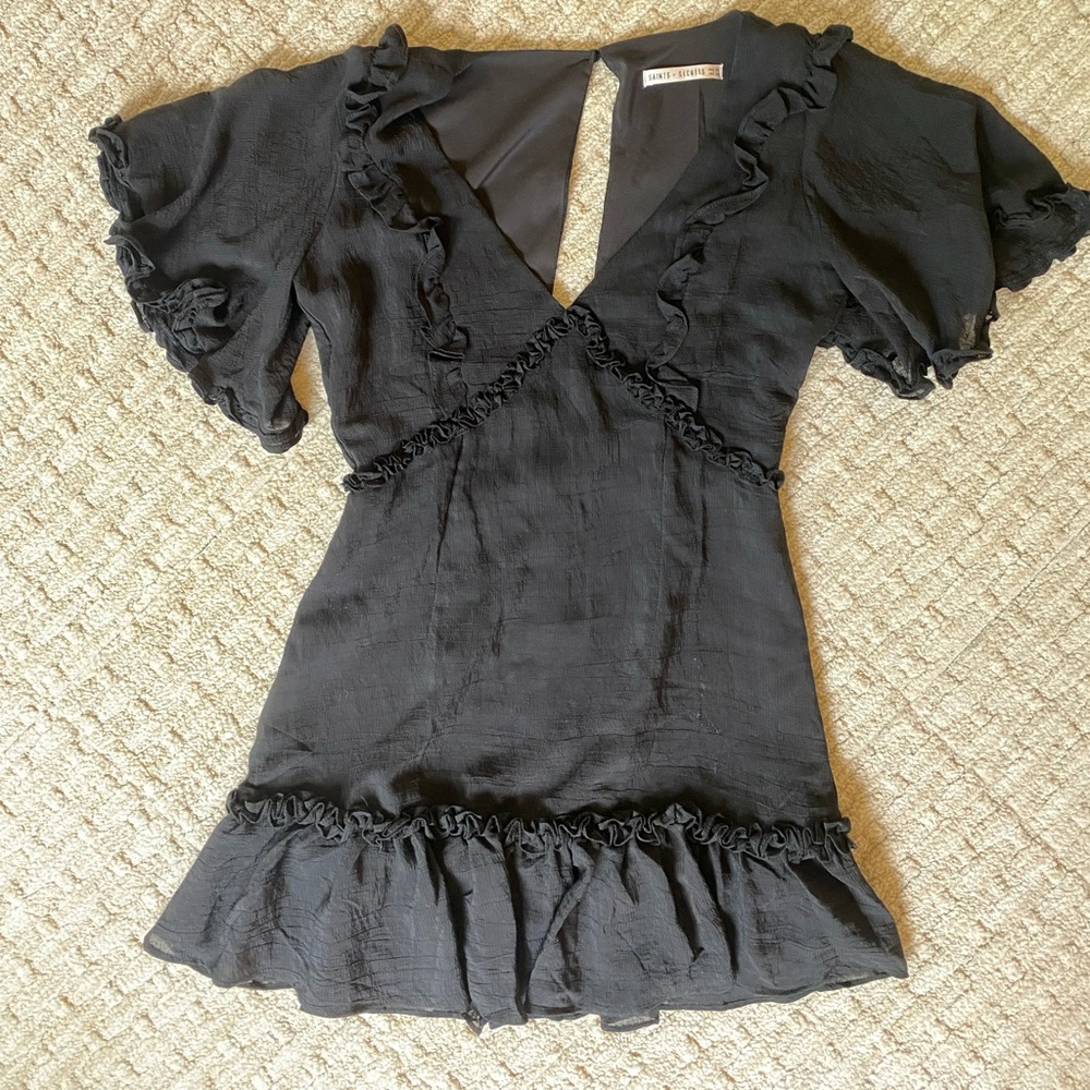 BLACK V CUT DRESS